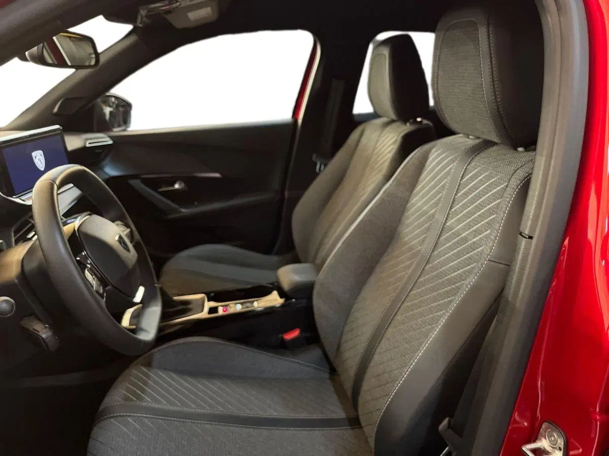 Peugeot 2008 usata a Bari (7)