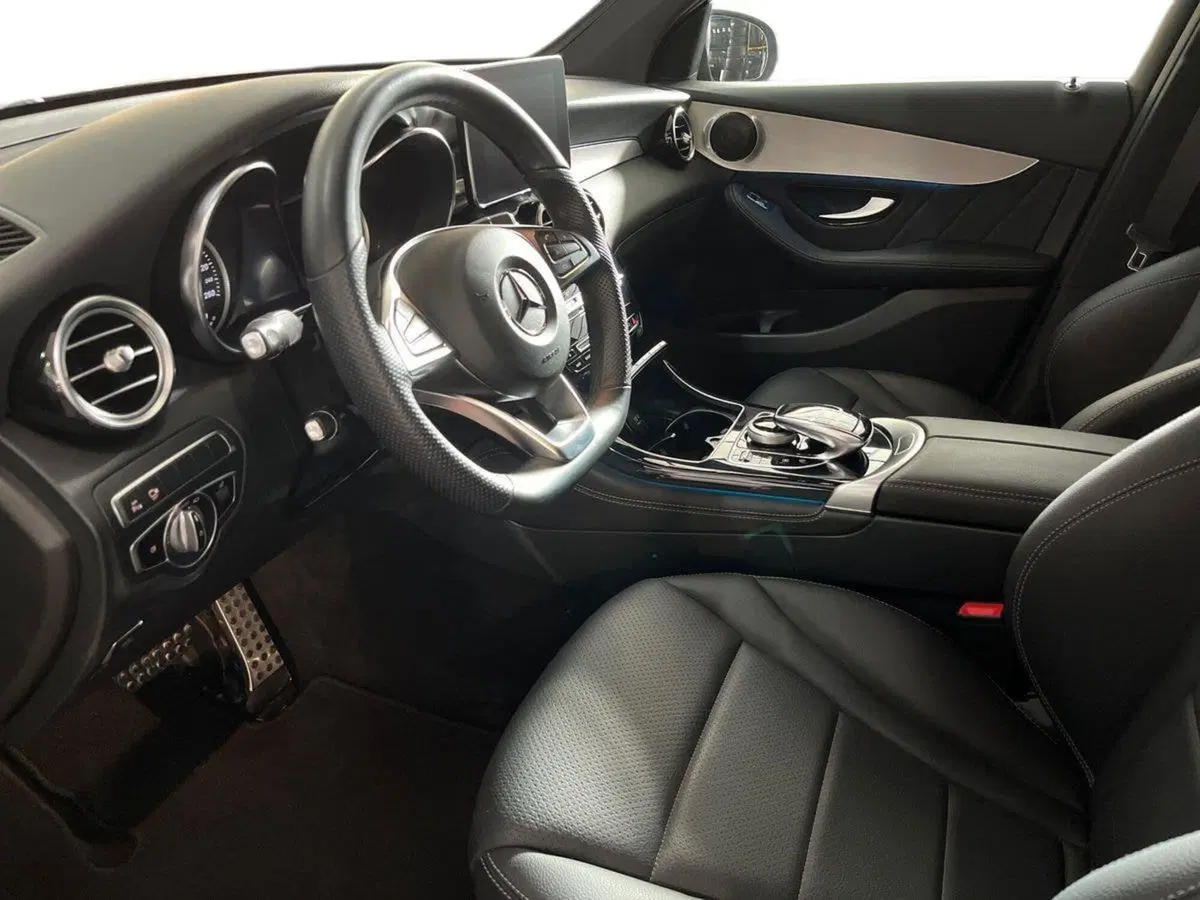 Mercedes-Benz GLC Coupé usata a Bari (10)