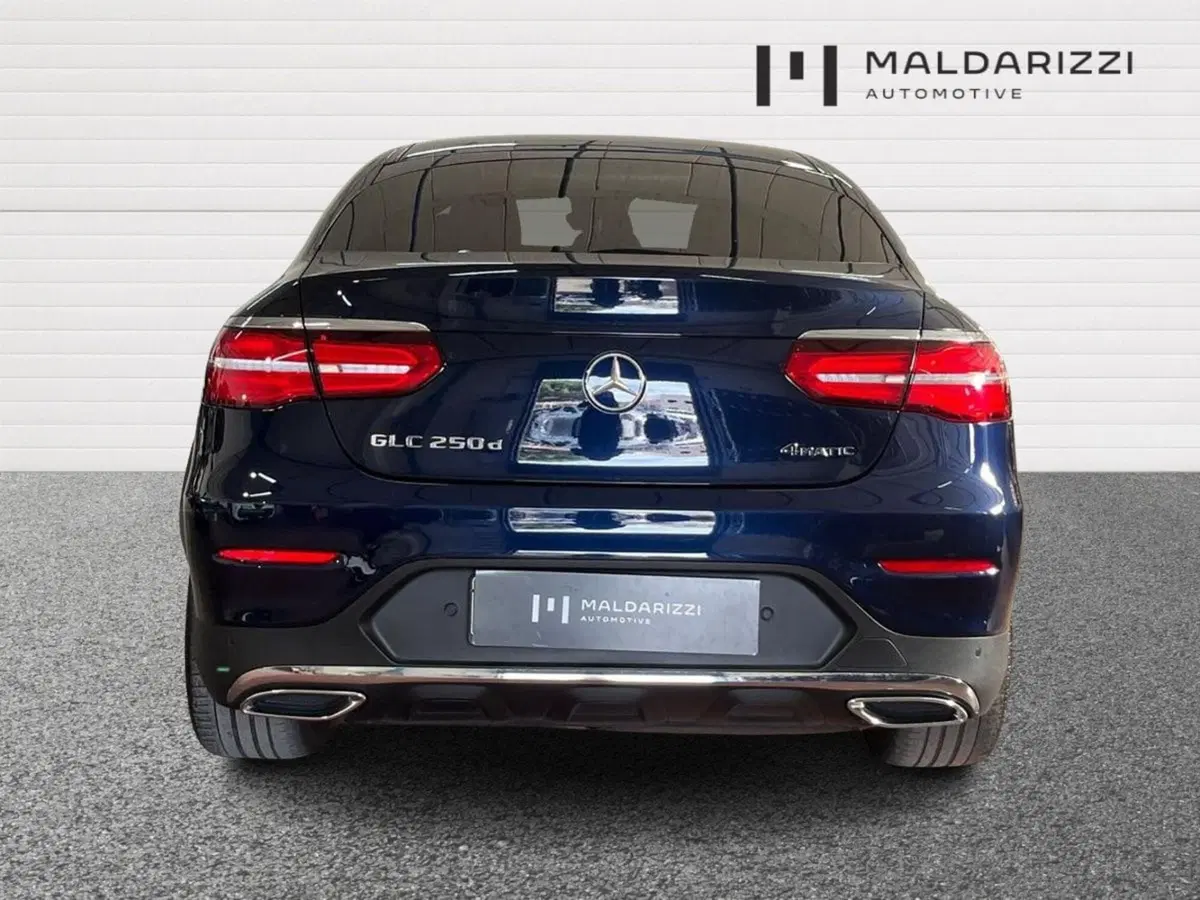 Mercedes-Benz GLC Coupé usata a Bari (3)