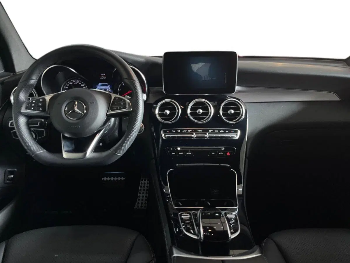 Mercedes-Benz GLC Coupé usata a Bari (8)