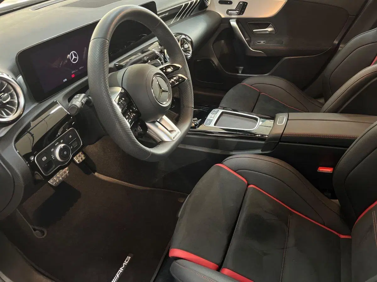 Mercedes-Benz Classe A usata a Bari (10)