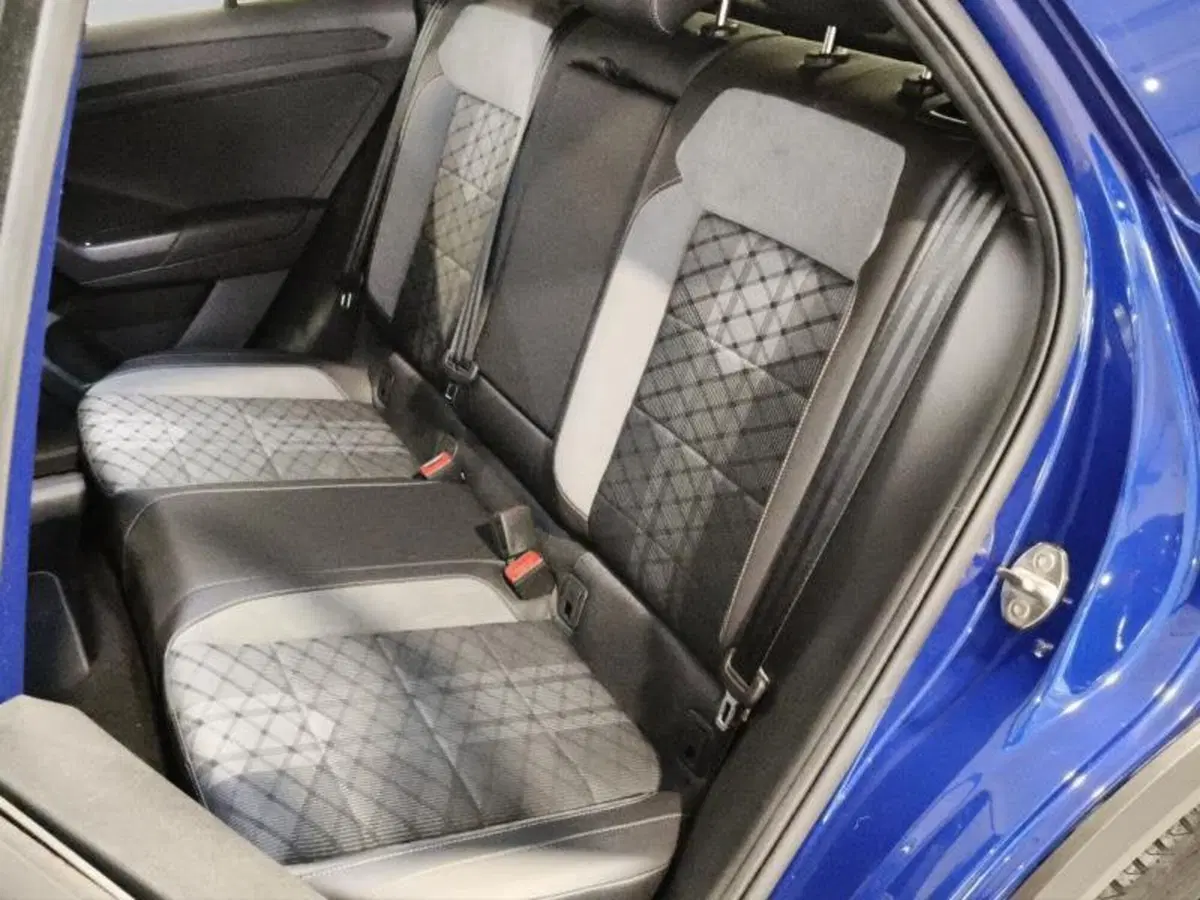 Volkswagen T-Roc usata a Genova (10)