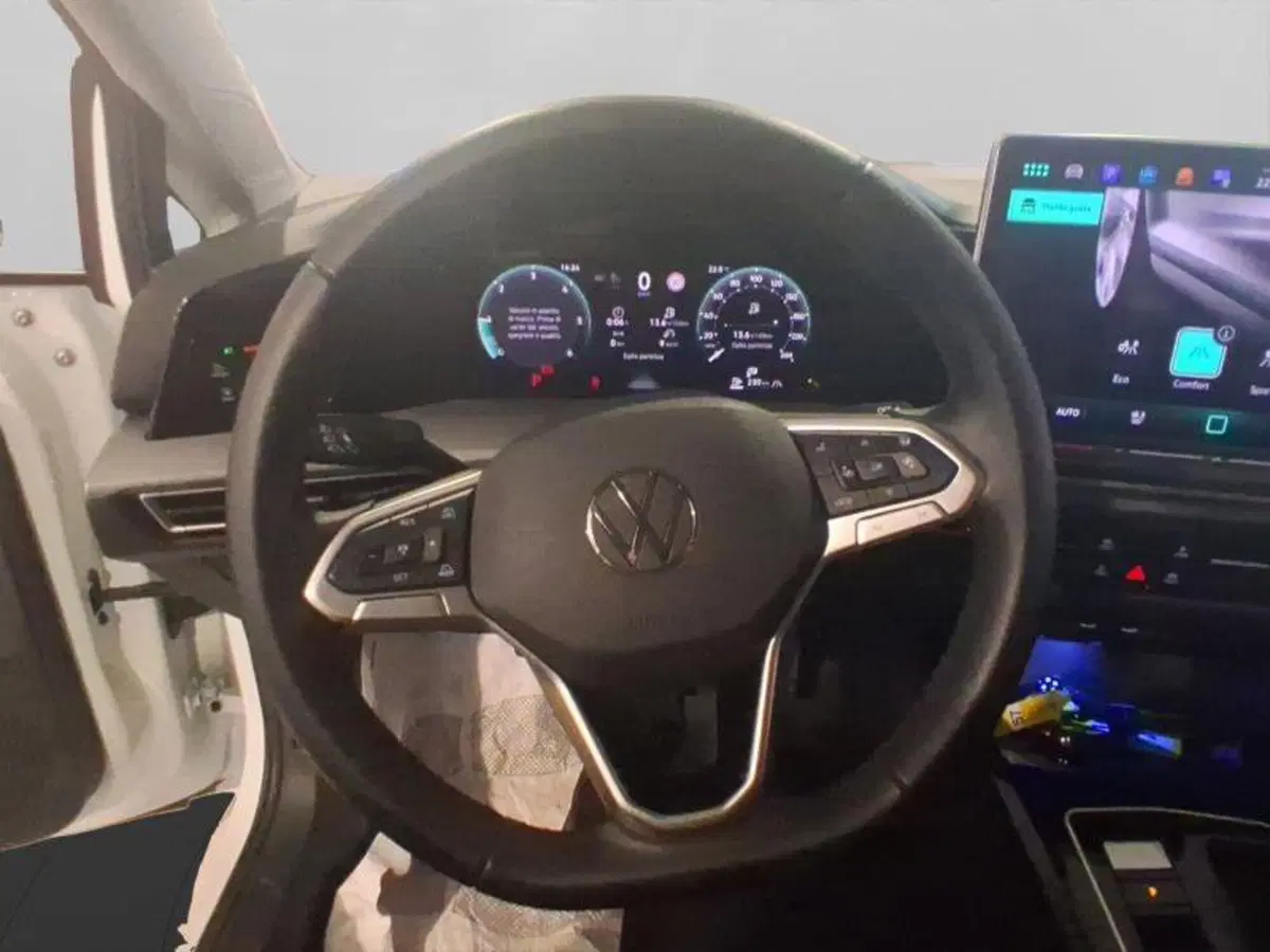 Volkswagen Golf usata a Genova (14)