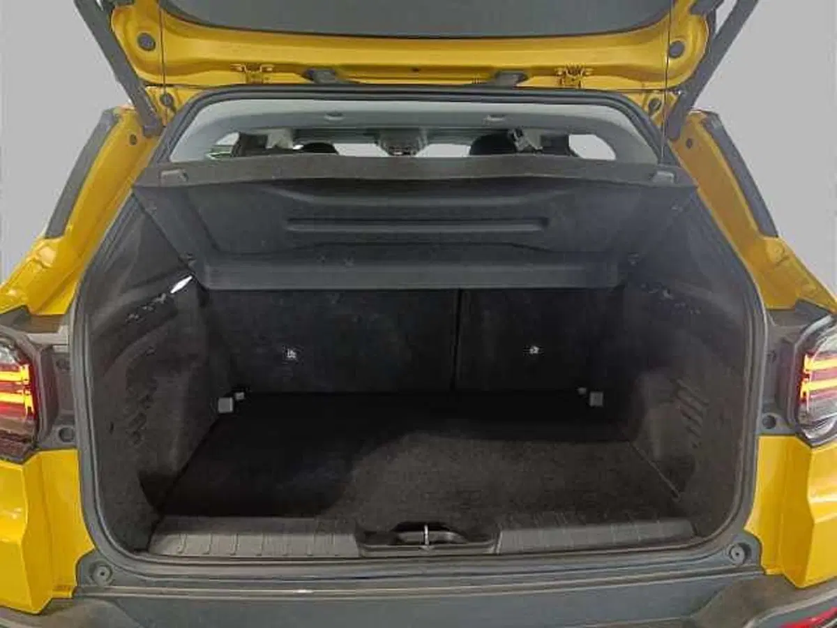 Jeep Avenger usata a Roma (13)