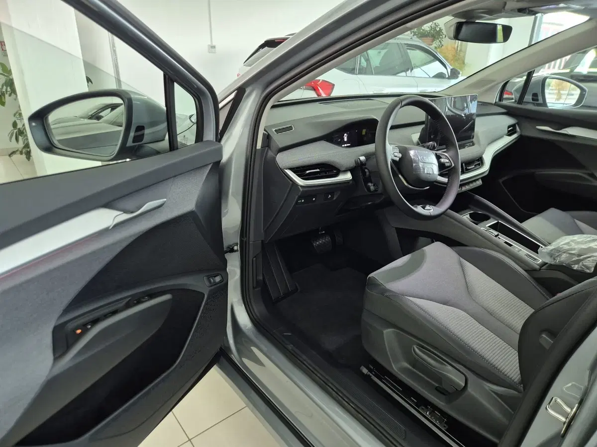 Skoda Enyaq nuova a Torino (11)