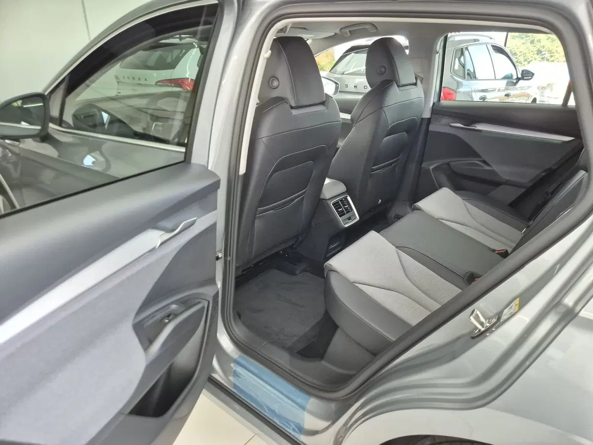 Skoda Enyaq nuova a Torino (13)