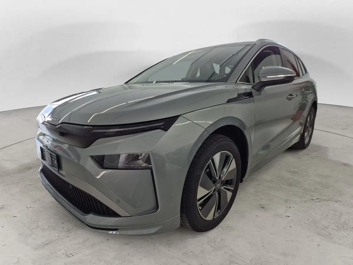 Skoda Enyaq nuova a Torino (5)