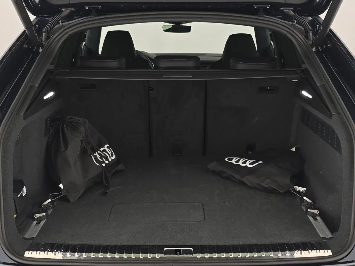 Audi Q8 Sportback usata a Cuneo (9)