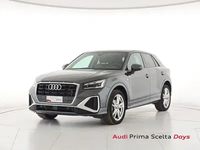 Audi Q2 35 1.5 tfsi S line edition s-tronic del 2025 usata a Alba