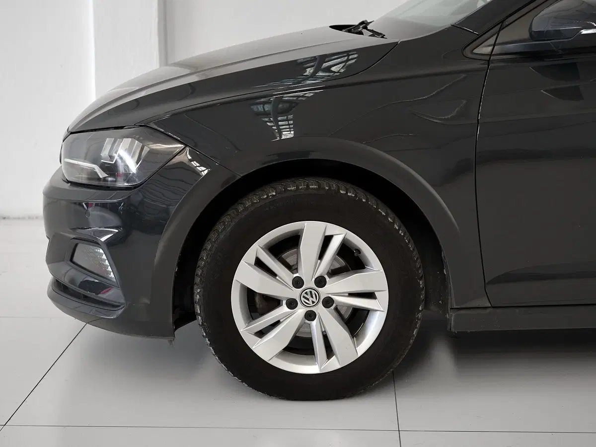 Volkswagen Polo usata a Prato (4)