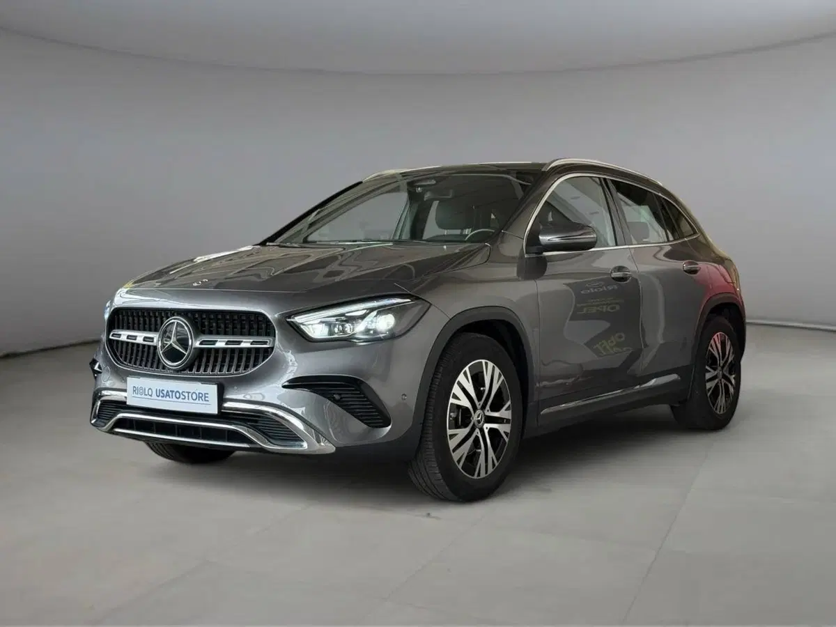 Mercedes-Benz GLA SUV usata a Palermo