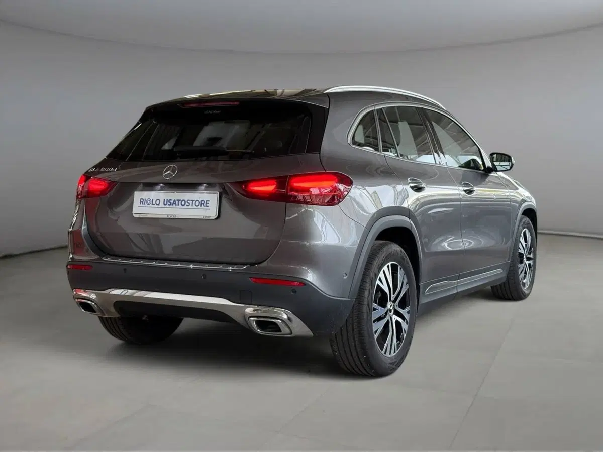 Mercedes-Benz GLA SUV usata a Palermo (3)