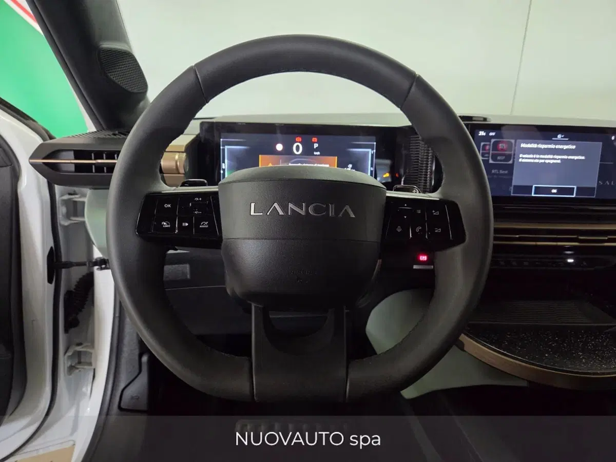 Lancia Ypsilon usata a Arezzo (11)