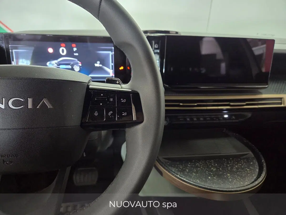 Lancia Ypsilon usata a Arezzo (14)