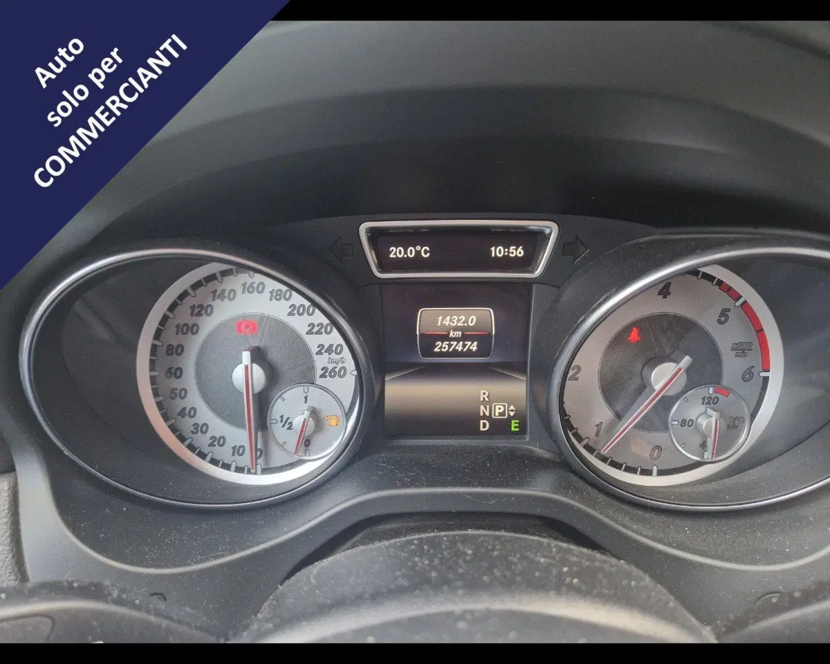 Mercedes-Benz CLA Shooting Brake usata a Ravenna (14)