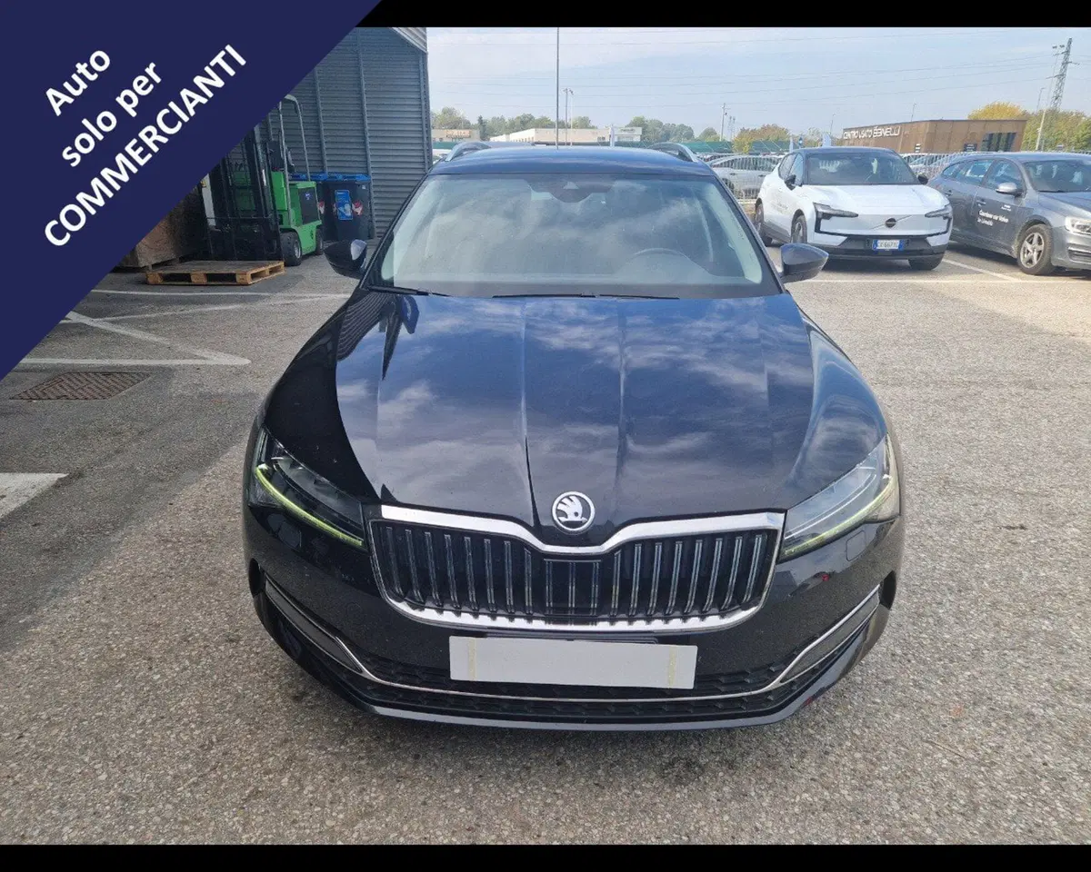 Skoda Superb Station Wagon usata a Ravenna (2)