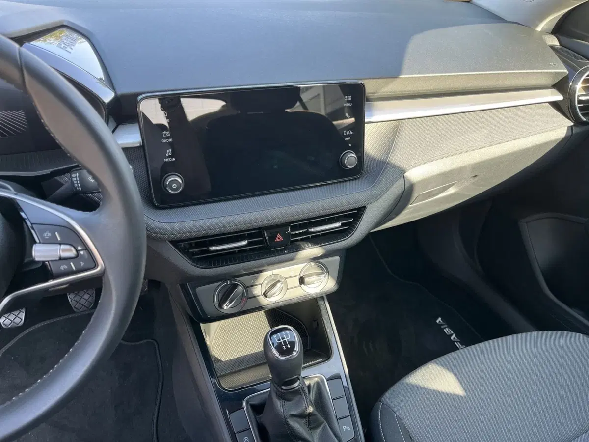Skoda Fabia usata a Modena (14)