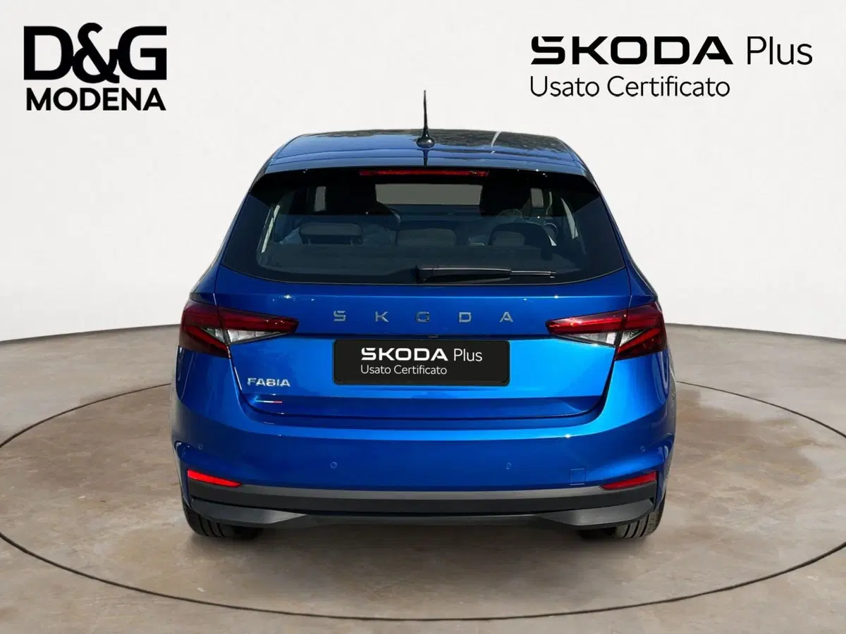 Skoda Fabia usata a Modena (4)