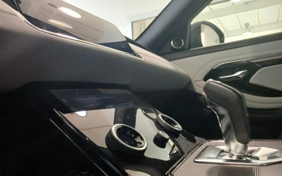 Land Rover Range Rover Evoque usata a Venezia (10)