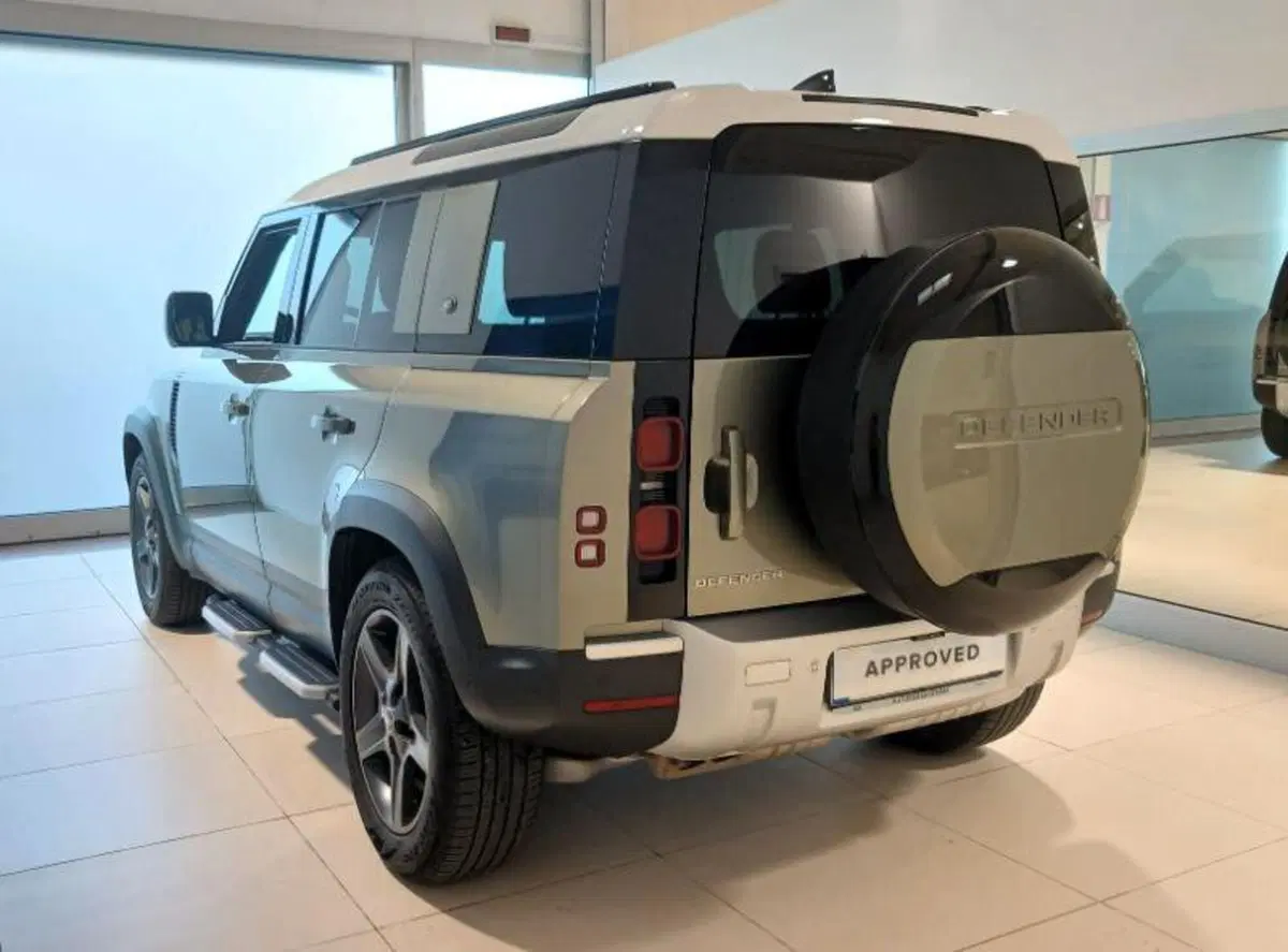 Land Rover Defender usata a Venezia (2)