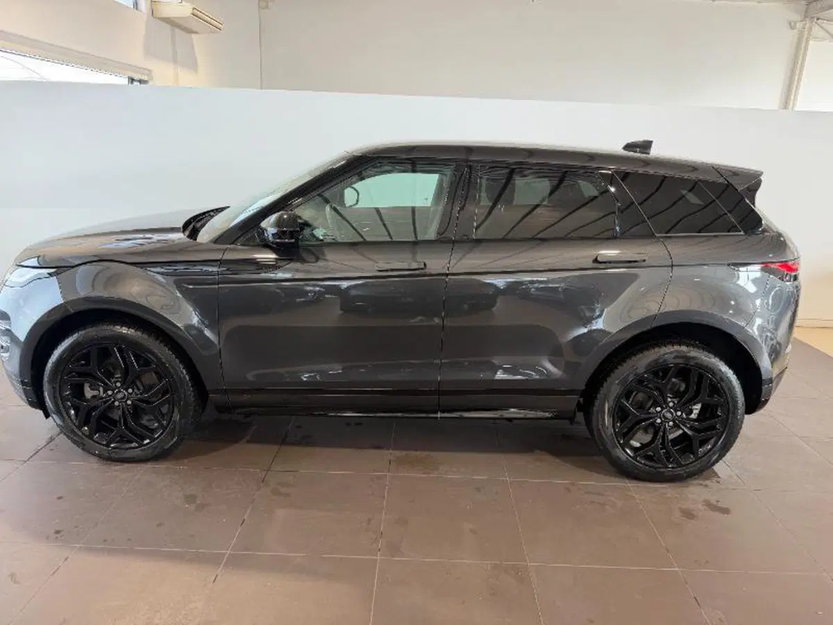 Land Rover Range Rover Evoque usata a Venezia (2)