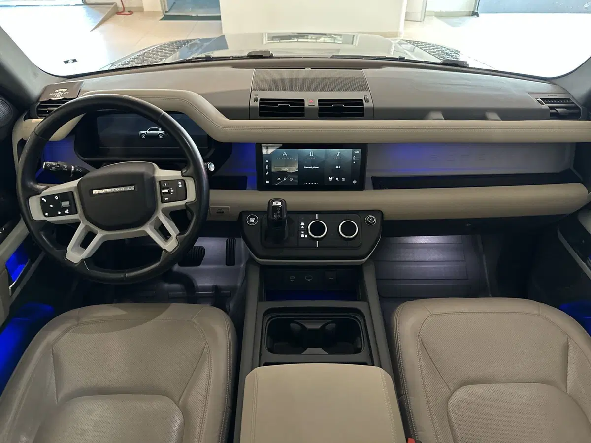 Land Rover Defender usata a Modena (15)