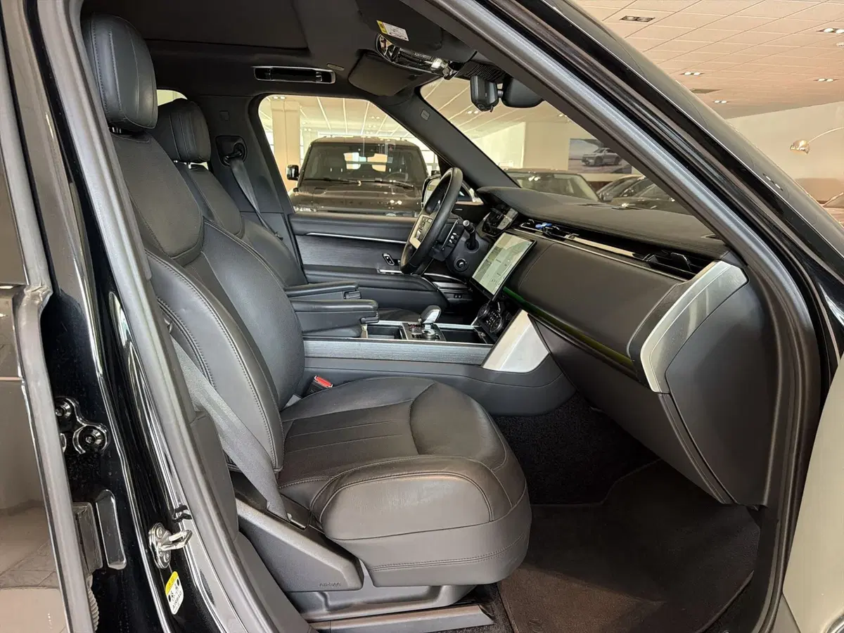 Land Rover Range Rover usata a Modena (17)