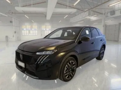 Peugeot 3008 1.2 hybrid Allure Business 145cv e-dcs6 del 2026 usata a Belpasso
