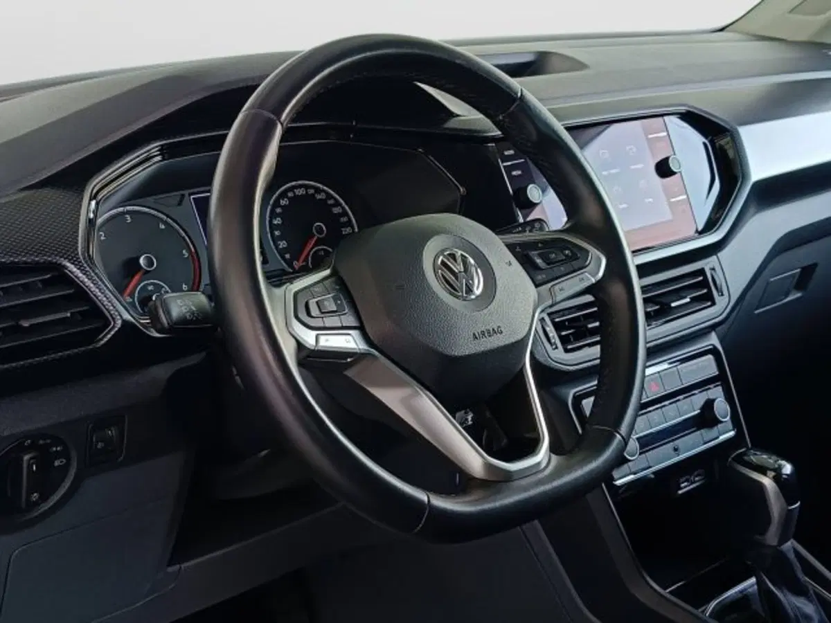 Volkswagen T-Cross usata a Teramo (18)