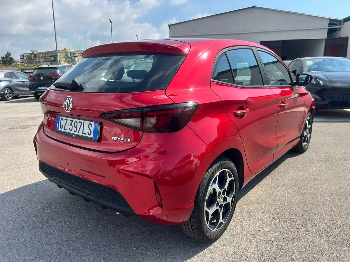 Mg MG3 usata a Napoli (4)