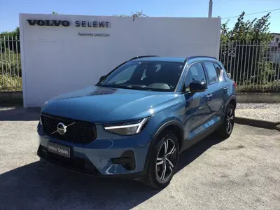 Volvo XC40 B3 automatico Plus Dark del 2023 usata a Napoli