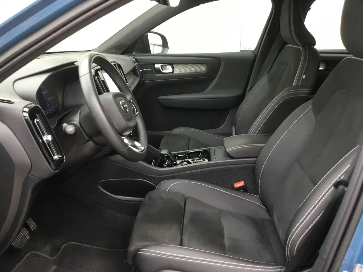 Volvo XC40 usata a Napoli (20)