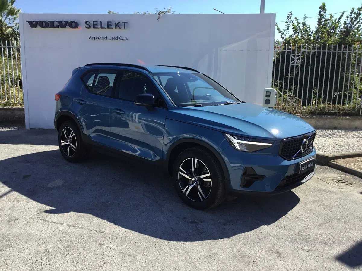 Volvo XC40 usata a Napoli (3)