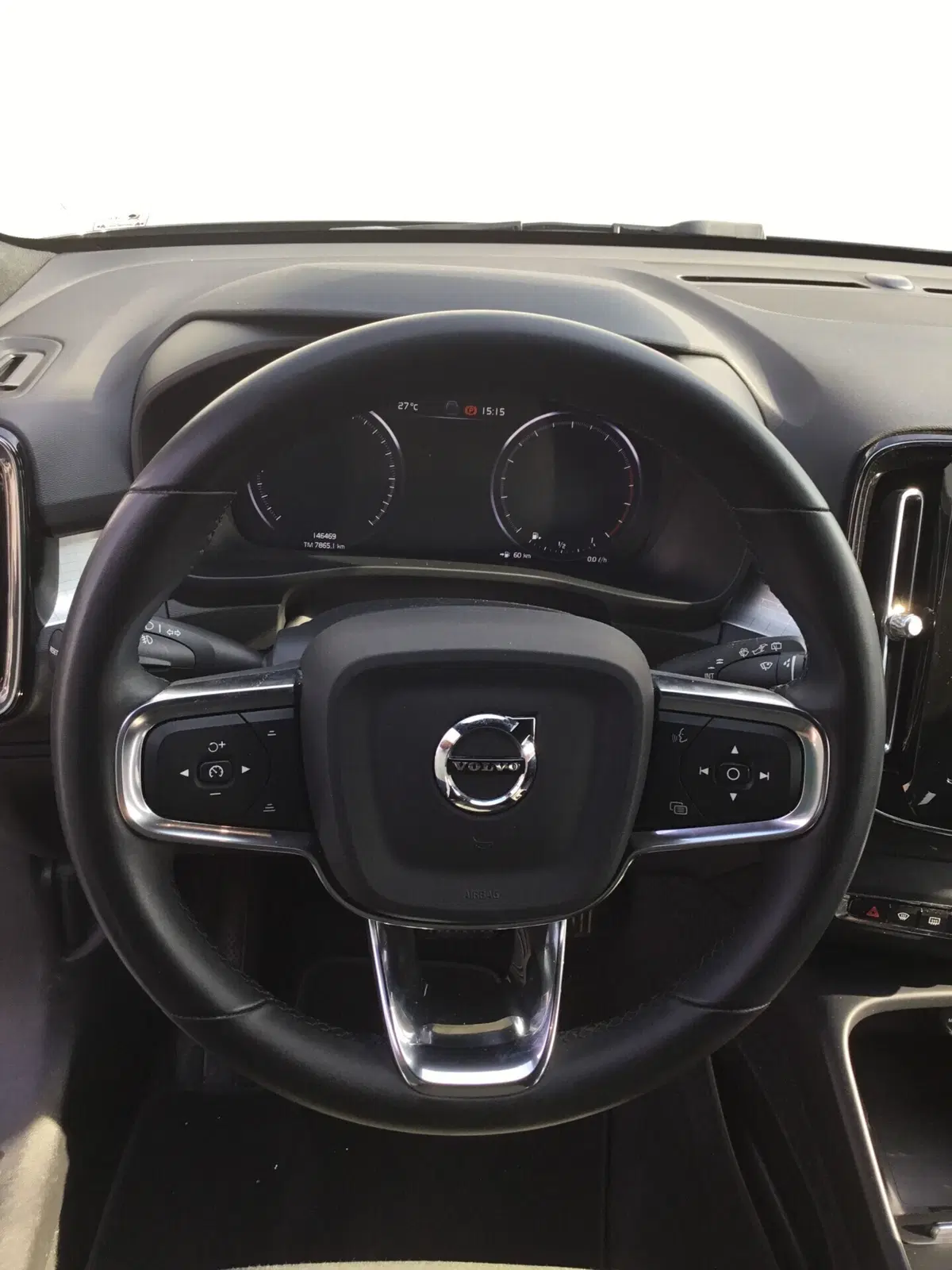Volvo XC40 usata a Napoli (18)