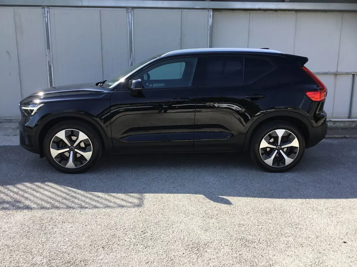 Volvo XC40 usata a Napoli (5)