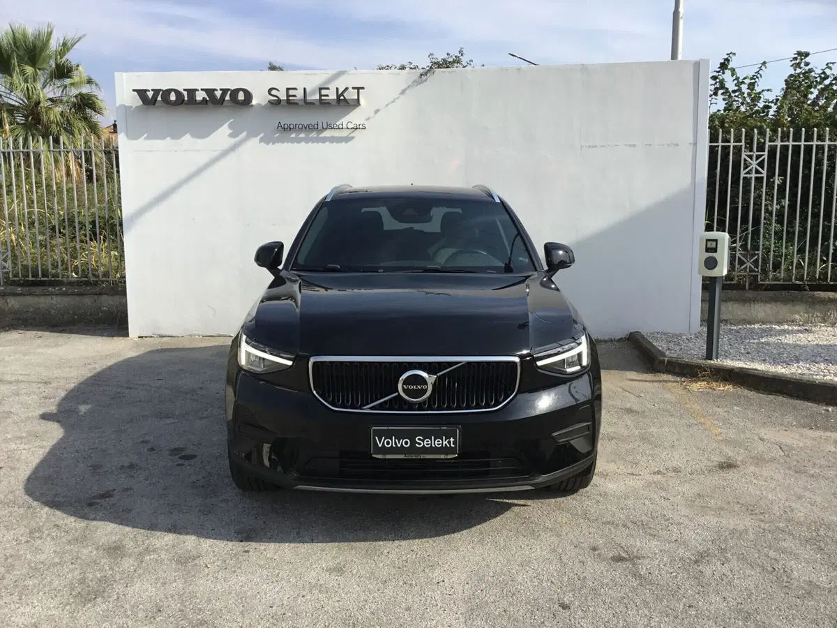 Volvo XC40 usata a Napoli (7)