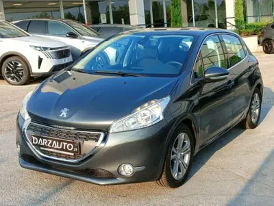 Peugeot 208 VTi 82 CV 5 porte Allure del 2013 usata a Desenzano del Garda