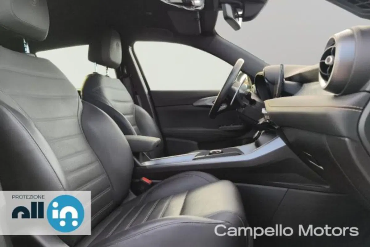 Alfa Romeo Tonale usata a Venezia (16)