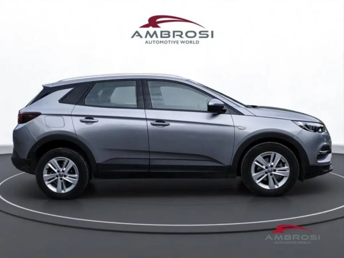 Opel Grandland X usata a Perugia (5)