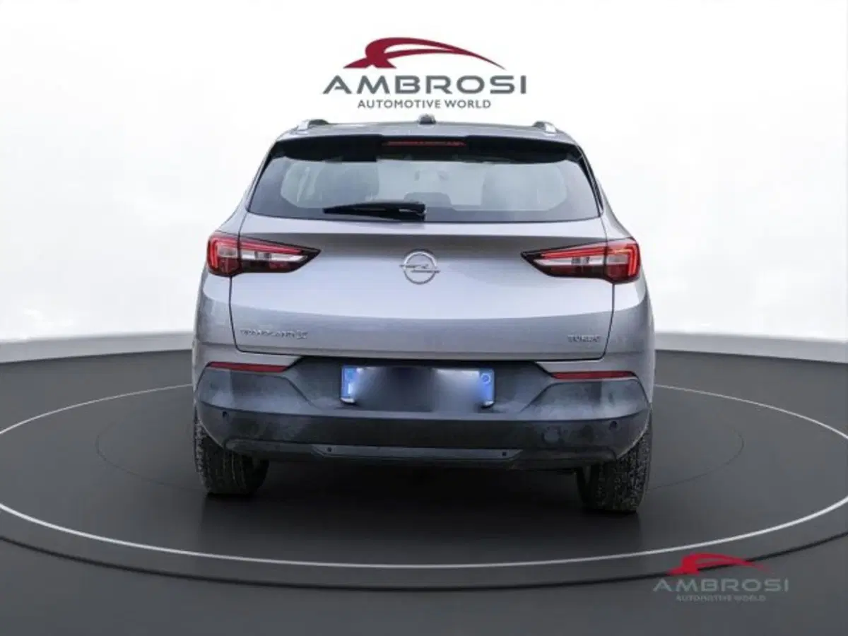 Opel Grandland X usata a Perugia (8)