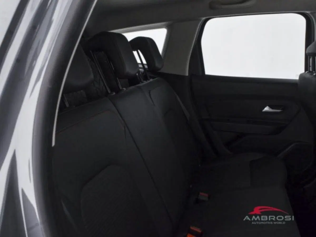 Dacia Duster usata a Perugia (10)