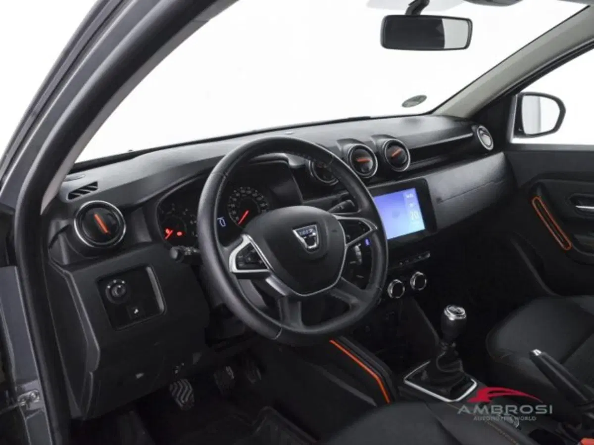 Dacia Duster usata a Perugia (7)