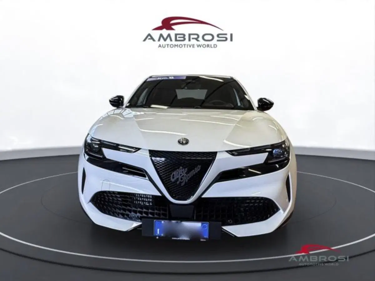 Alfa Romeo Junior nuova a Perugia (7)