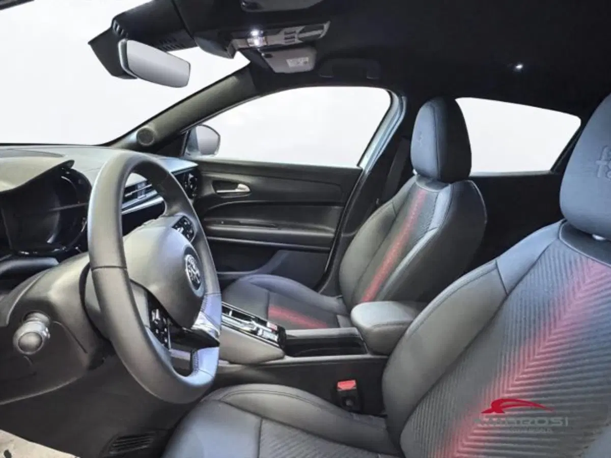 Alfa Romeo Junior nuova a Perugia (9)