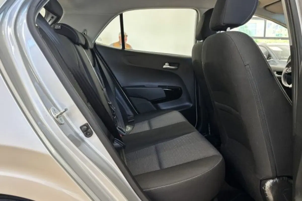 Kia Picanto usata a Latina (10)