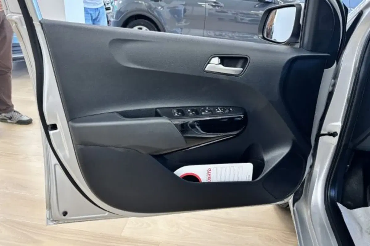 Kia Picanto usata a Latina (12)