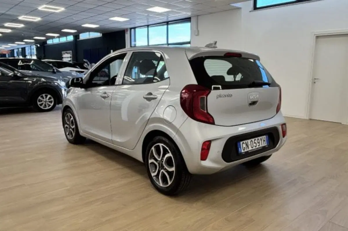 Kia Picanto usata a Latina (5)
