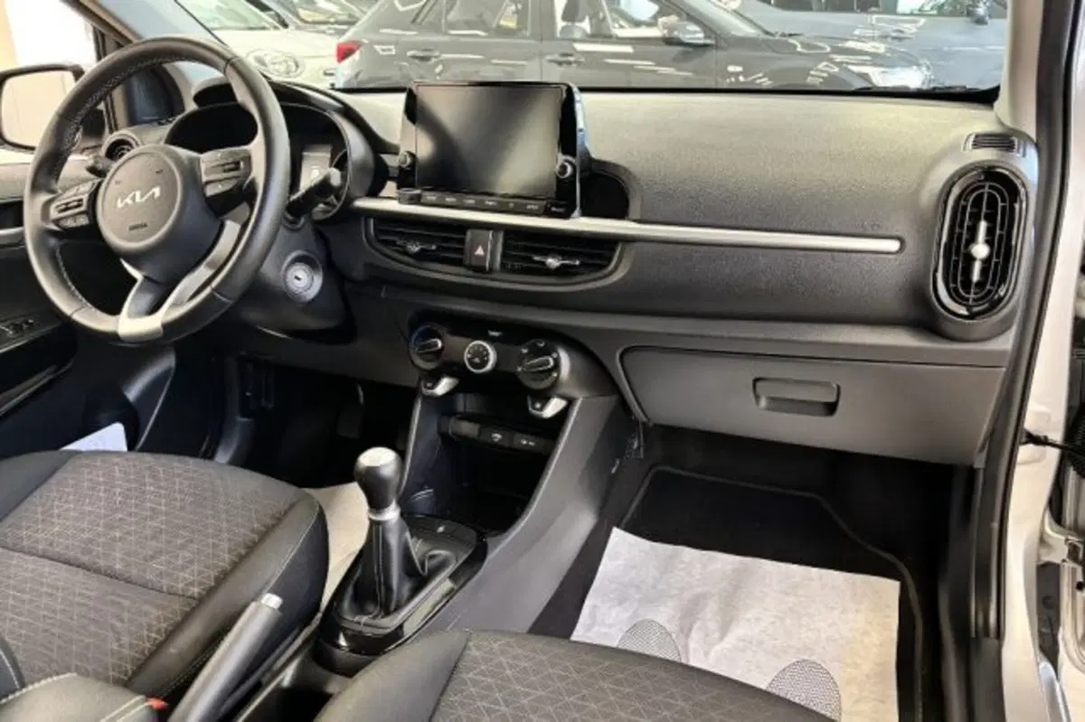 Kia Picanto usata a Latina (9)