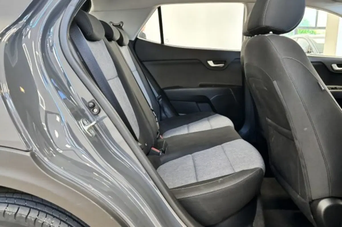 Kia Stonic usata a Latina (10)