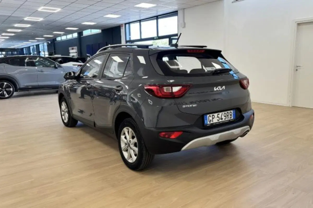Kia Stonic usata a Latina (5)